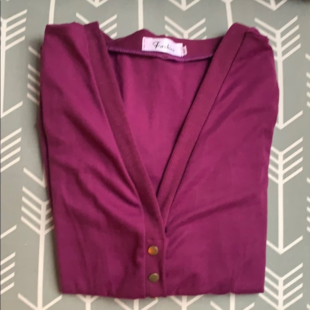 Long sleeve cardigan with brass buttons